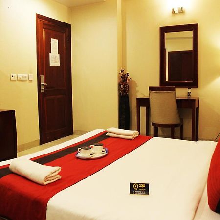 מלון Indirapuram Oyo Premium Kaushambi מראה חיצוני תמונה