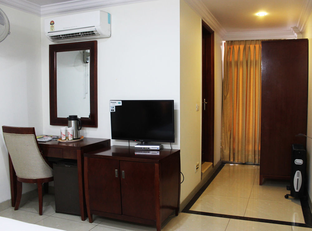 מלון Indirapuram Oyo Premium Kaushambi מראה חיצוני תמונה